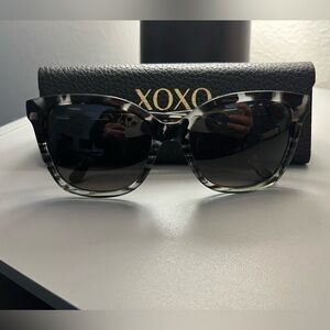 XOXO Black Tortoise Polarized Sunglasses